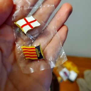 Spain flag and England flag pin